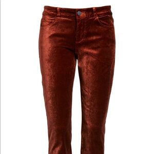 EUC ! Paige Velvet skinny pants in Sz 30